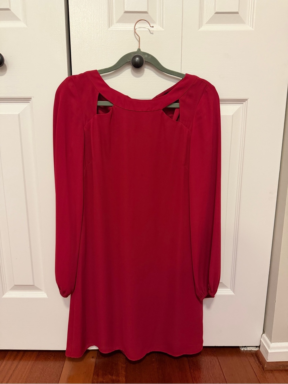 Kensie Red Long-Sleeve Cutout Shift Dress